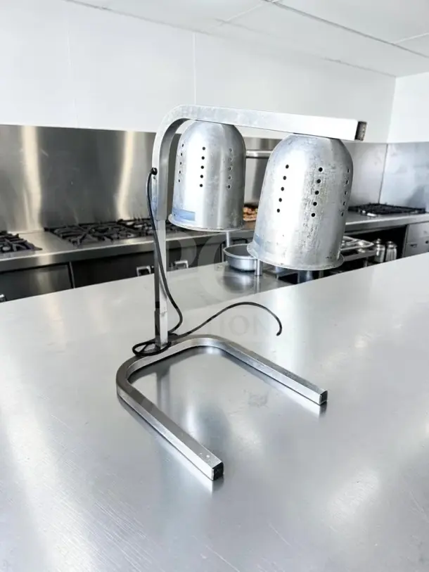Winco EHL-2 commercial two-bulb infrared food heat lamp with adjustable aluminum frame, 120V, 500W, excellent condition.