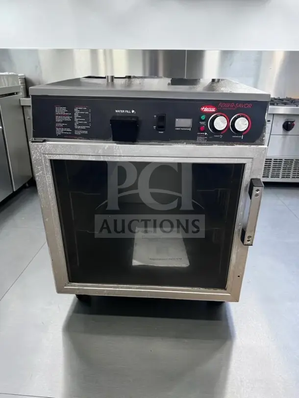 Hatco FSHC-6W1 Flav-R-Savor insulated mobile heated cabinet; 6 pan capacity; 120V; NSF & UL listed; tested; operational.