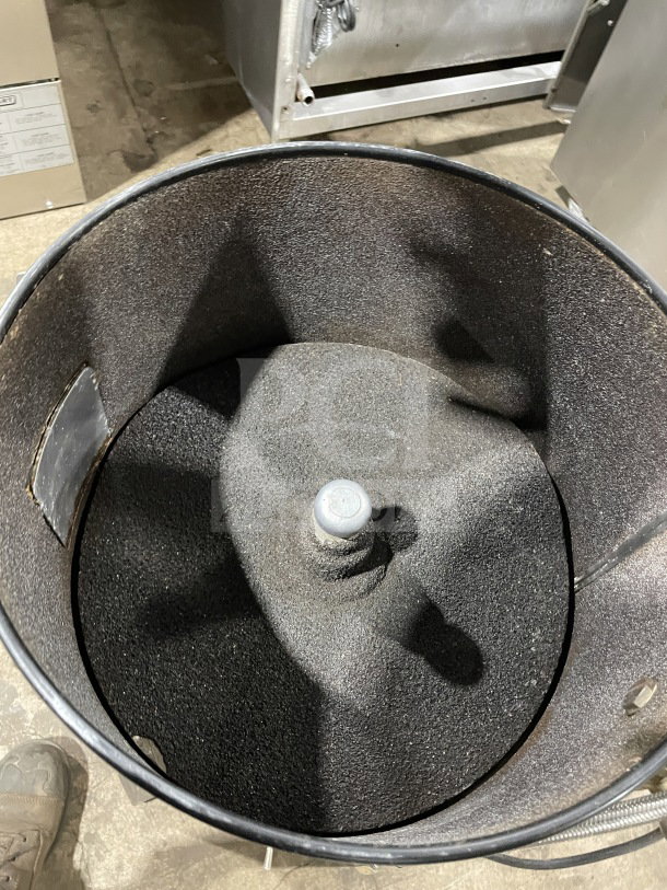 Hobart stainless steel electric potato peeler, heavy-duty, countertop model. Visible wear inside, SN: 3.0287.