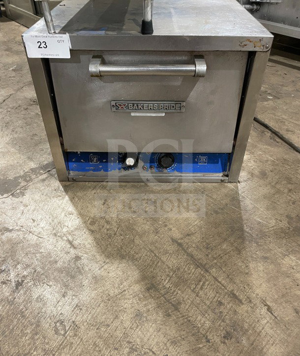 Bakers Pride P18 countertop pizza oven, stainless steel, electric, single chamber, double deck, model P18, used condition.
