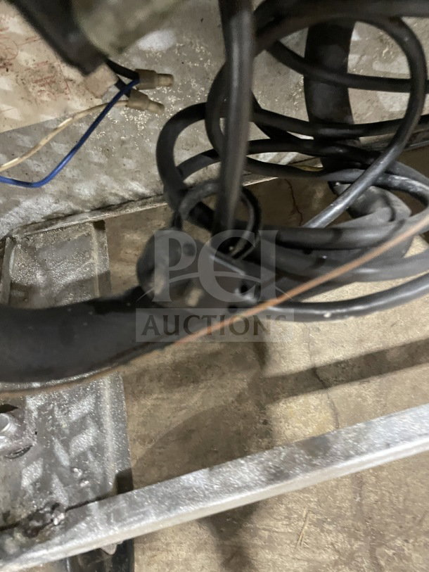 Power cord and connection details for True TUC-60 commercial fridge. Suitable for 115V, 1 Phase use. Serial number: 4928167.