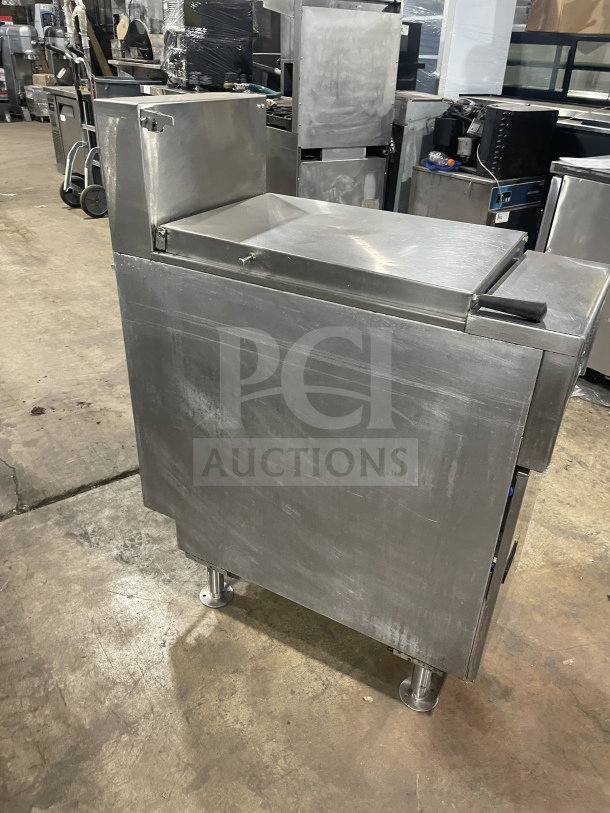 Pitco commercial stainless steel 16.5-gallon electric pasta cooker, SRTE model, with digital control and backsplash on legs.