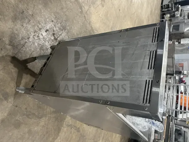 Pitco SE14T commercial stainless steel electric deep fryer with split tank, basket hanger, backsplash, and new fry basket.