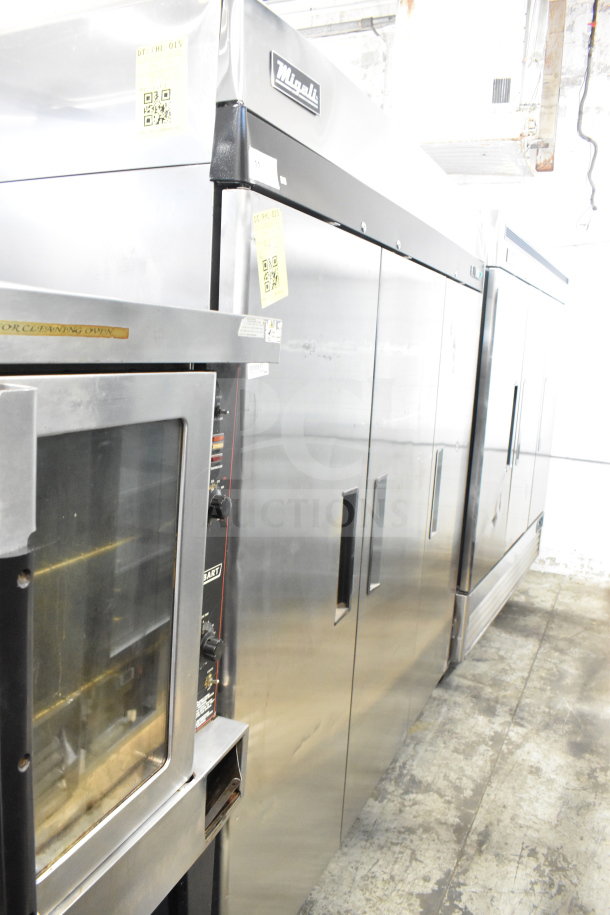 Brand new 2019 Migali C-3R-HC 3 Door Reach In Cooler with commercial casters. 115V, 1 Phase, scratch and dent condition.