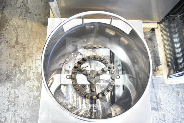 BRAND NEW Cooking Performance Group WOKR16N natural gas wok range, 16" ring, 125,000 BTU, model 351WOKR16N, scratch and dent.