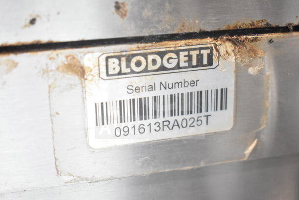 Blodgett commercial convection oven label shows "Blodgett" and serial number "091613RA025T".