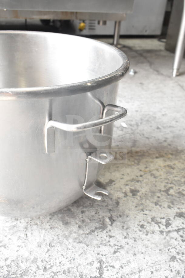 Stainless steel Hobart VMLH-40 40-quart mixing bowl with sturdy handles, compatible with Hobart mixers.