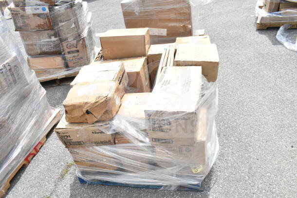 Pallet with 21 new scratch and dent items including bowls, plates, glasses, and a trash can, wrapped for auction.