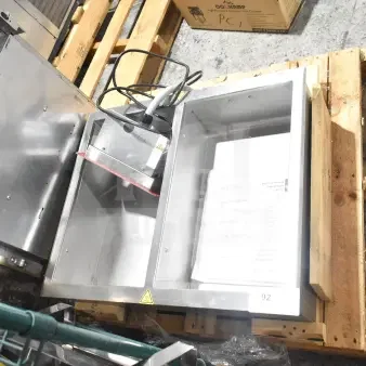 Brand new Alto Shaam 200-HWI/D6 commercial hot food well for 6" deep pans, visible wiring; scratch and dent condition.