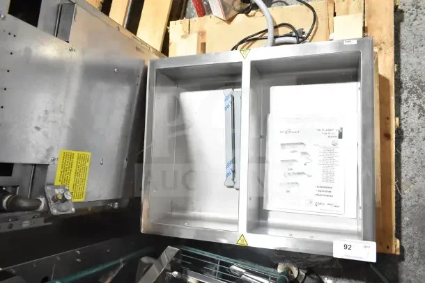 Brand new, scratch and dent Alto Shaam 200-HWI/D6 drop-in hot food well for 6" deep pans, 208-240V, 1 phase.