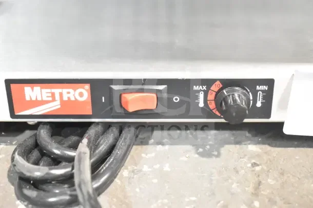 Metro HS1442 Heated Shelf, stainless steel, 14"x42". New scratch and dent. Features control panel, 120V, 1 phase.