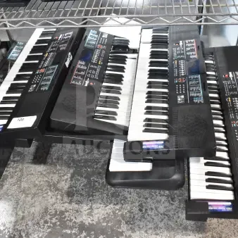 7 Various Keyboards Including Rock Jam RJ640, Casiotone LK-S250. 7 Times Your Bid!