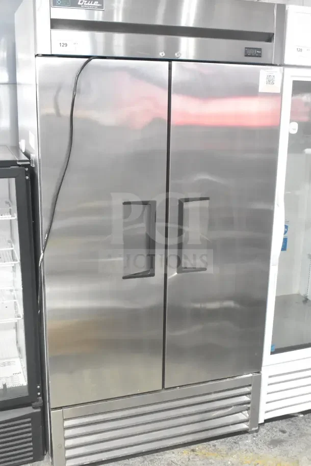 2022 True T-35-HC Commercial 2 Door Reach In Cooler, stainless steel, 115V, 1 phase, digital display, excellent condition.