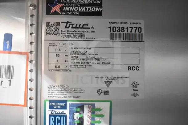 2022 True T-35-HC Commercial Cooler label, 115 Volts, 1 Phase, Serial 10381770, with R290 refrigerant and NSF/ANSI Standard 7 compliance.