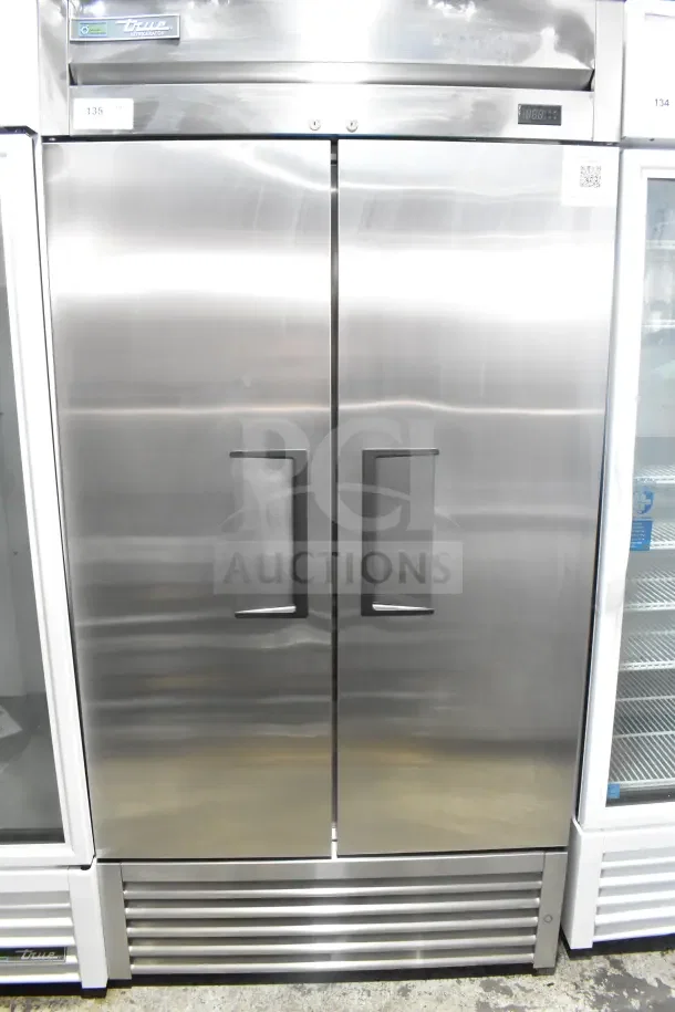 True T-35-HC 2026 Commercial 2 Door Reach-In Cooler, stainless steel, 115 volts, 1 phase, excellent condition.