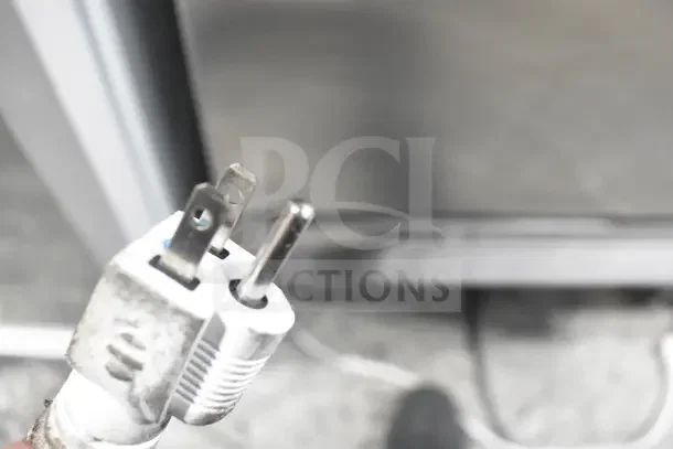 Accucold ARG6PV Mini Cooler Merchandiser plug with visible prongs, suitable for 110 Volts, 1 Phase power use.