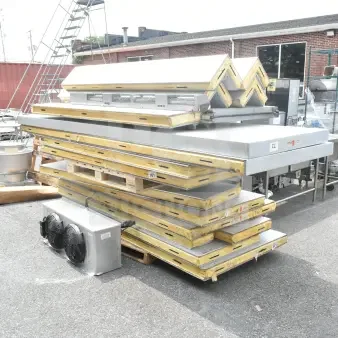 Walk In Box w/ Evaporator Fan.