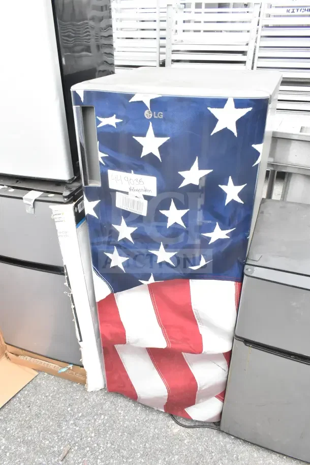 Four mini coolers including Galanz and LG, 115 volts, 1 phase. Star-spangled design on LG cooler. Auction lot.