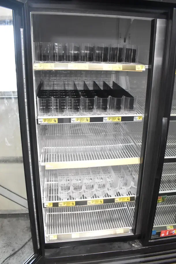 2018 True GDM-49-HC commercial 2-door cooler, glass doors, shelves, tested working, 115V, 1 Phase.