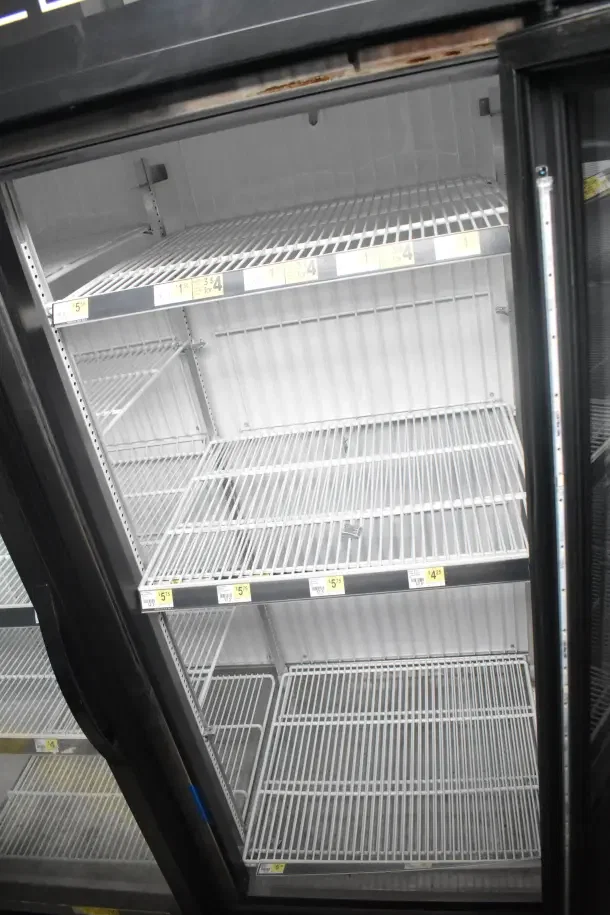 2018 True GDM-72F-HC commercial freezer, 3 glass doors, spacious shelving, tested working, 115/208-230V, 1 phase.