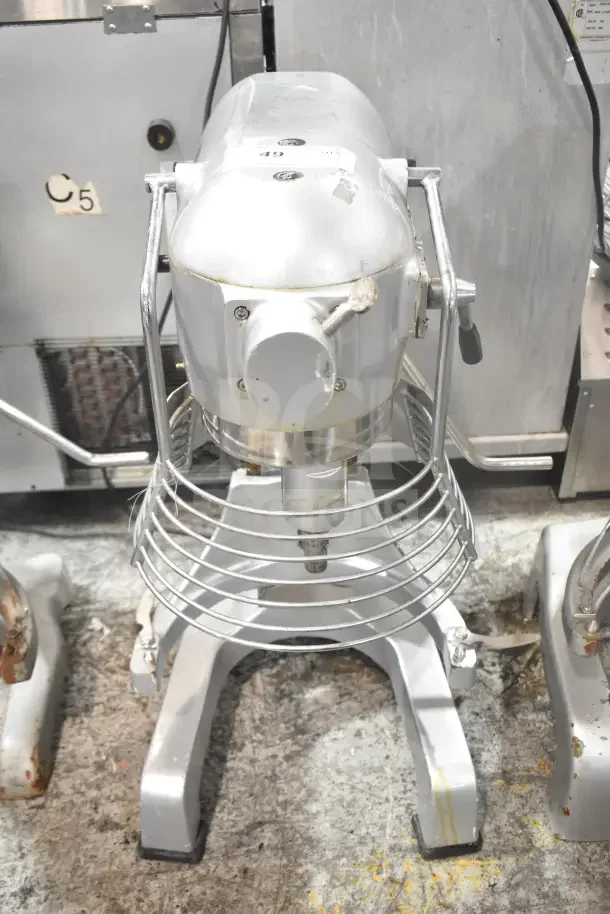 M20A Commercial Countertop 20L Planetary Dough Mixer, bowl guard, 110V, 1 phase. Slight wear, sturdy metal frame.