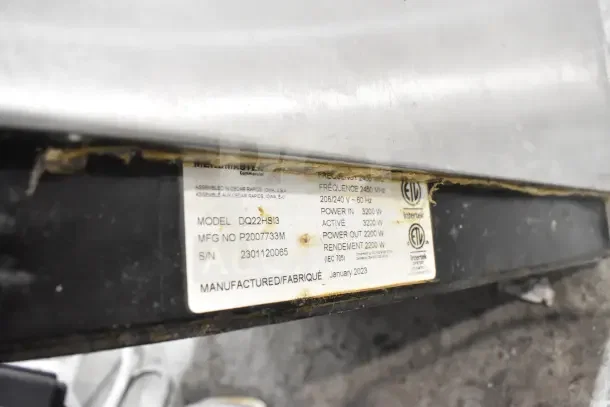 2023 Menumaster DQ22HSI3 commercial microwave, 208/240V, 1 phase, model and manufacturing details visible on label.