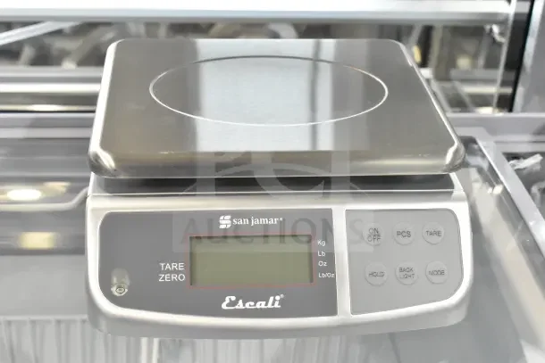 BRAND NEW San Jamar Escali SCDGM66 66 lb. digital kitchen scale with tare function, multiple units, "scratch and dent" condition.