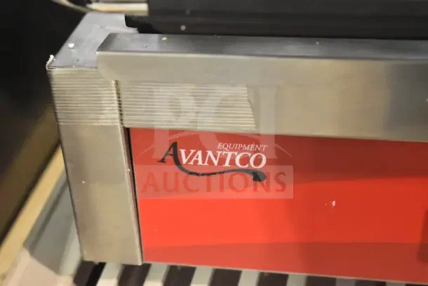 Brand new 2023 Avantco 177PG200S Panini Grill. Scratch and dent. Smooth plates, 13 3/8" x 8 3/4" surface, 120V.