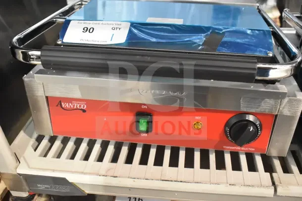 Brand new Avantco 177PG200S commercial panini grill, smooth plates, 13 3/8" x 8 3/4" surface, 120V, scratch and dent.