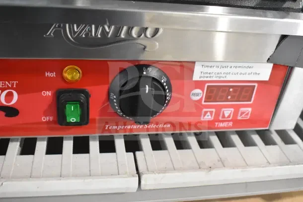 BRAND NEW Avantco 177PG200S Panini Grill; grooved top, smooth bottom plates, 13 3/8"x8 3/4" surface, 120V, with timer.