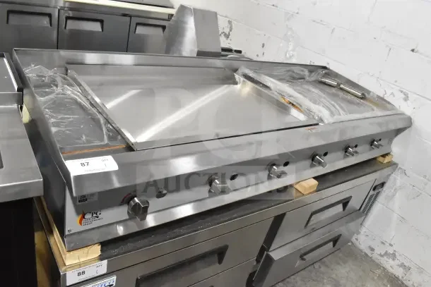 BRAND NEW Cooking Performance Group GM-CPG-72-NL 72" Gas Griddle with Manual Controls, 180,000 BTU; slight cosmetic scratches.