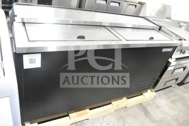 True TD-65-24-HC Commercial Back Bar Bottle Cooler, 2026 model, two sliding lids, scratch and dent, 115 volts, 1 phase.