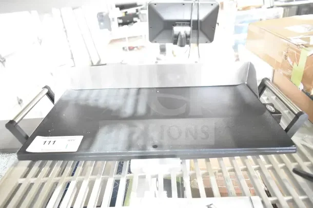 BRAND NEW Cadco PCG-10C 21" x 12" electric countertop griddle, light-duty, 1,500W, 120V, with minor scratches and dents.
