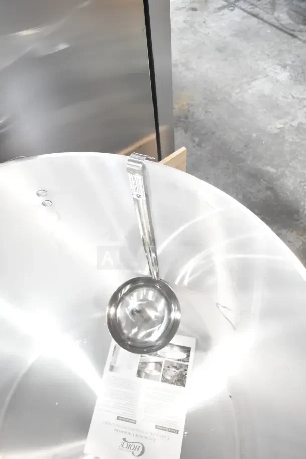 BRAND NEW Choice 471SP160QTHD 160 Qt. Heavy Weight Aluminum Stock Pot with minor scratches, includes tag and ladle.