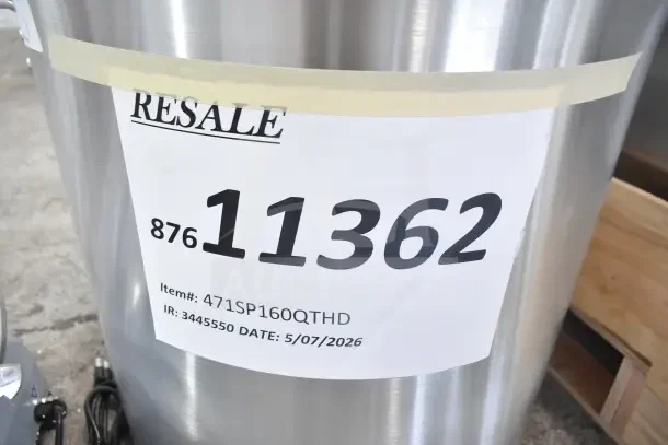BRAND NEW Choice 471SP160QTHD 160 Qt. aluminum stock pot with minor scratches and dents, resale tag visible.