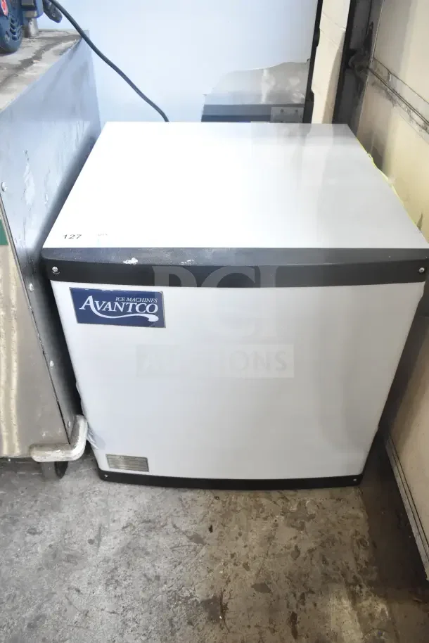Avantco 194MCF322A commercial ice machine, brand new scratch and dent, 344 lb. capacity, 115V, 1 phase, visible logo label.