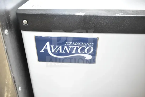 BRAND NEW Avantco 194MCF322A Commercial Ice Machine, 344 lb, with visible scratch and dent, 115V, 1 Phase.