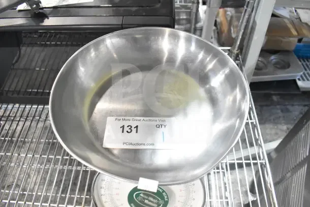Yamato Accu-Weigh SM(N) Universal Dial Scale, stainless steel bowl, positioned on shelf, good condition, auction tag 131.