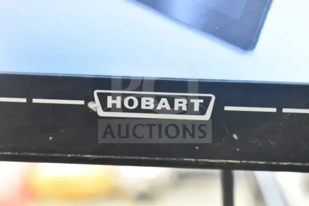 2017 Hobart HTi-7LH26 food portioning scale; logo detail; tested, working condition.