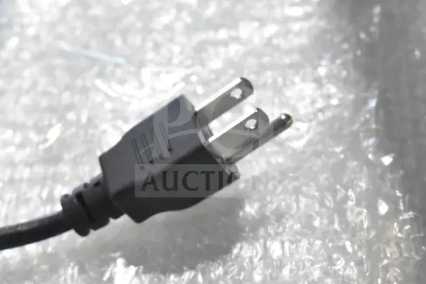 2023 Hobart HTi-SSLSC scale plug, black, for commercial countertop food portioning. Tested, working condition.