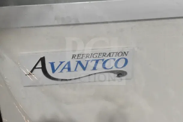 Avantco 193BC48HCW commercial display case label, white, with potential glass damage. 110-120V, 1 phase.