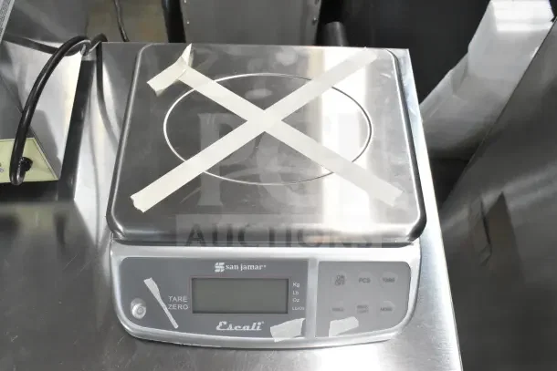 BRAND NEW San Jamar / Escali SCDGM33 33 lb. digital kitchen scale, scratch and dent, multi-function, with control panel.