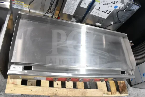 BRAND NEW Avantco 177EG60C 60" Electric Countertop Griddle, scratch and dent, 208 Volts, 1 Phase, stainless steel.