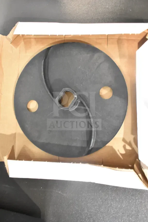 Robot Coupe CL50 Series E food processor blade in box, brand new with scratch and dent condition. 