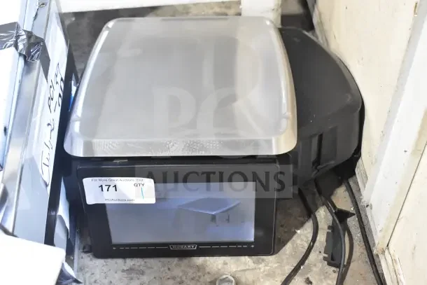 2023 Hobart HTi-7LH4W commercial countertop food portioning scale, tested and working, with touchscreen display.