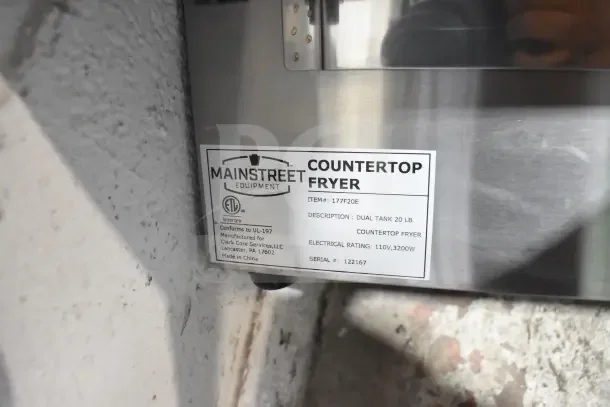 MainStreet Equipment F20E dual tank 20 lb. countertop fryer, 110V, 3200W. Scratch and dent condition. Model 177F20E.