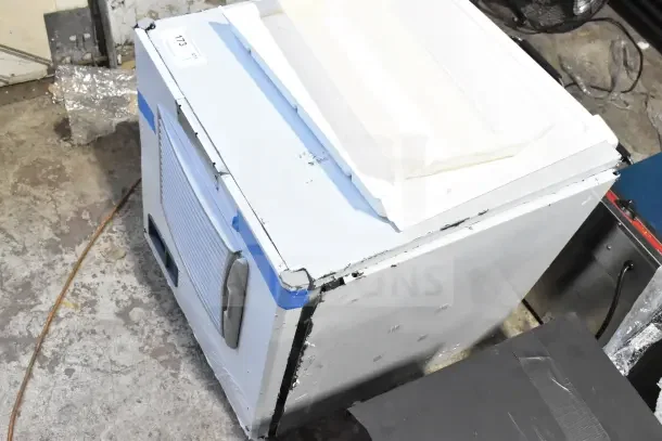BRAND NEW scratch and dent Scotsman MC0322MAX-1A ice machine, 362 lb capacity, 115V, Prodigy Elite® Series, visible surface damage.