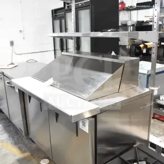 Brand new 2024 True TSSU-48-18MB-HC commercial sandwich prep table. Features 2-tier overshelf, commercial casters. 115V, 1 phase.