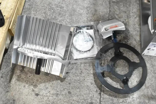 BRAND NEW Avantco 177SL312 12" manual meat slicer components. Includes sharp blade guard, user manual. CPG 351CPGSP18N.