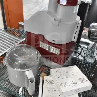 BRAND NEW SCRATCH AND DENT! Robot Coupe R2N Combination Food Processor with 3 Qt. / 3 Liter Gray Bowl, Continuous Feed & 2 Discs - 1 hp. 120 Volts, 1 Phase.